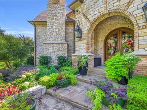 4220  Park Lane , Dallas Texas 75220