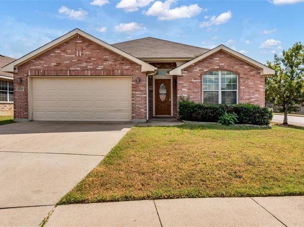 2433  Forest Creek Drive , Fort Worth Texas 76123