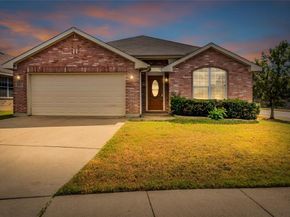 2433  Forest Creek Drive , Fort Worth Texas 76123