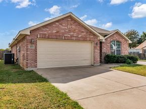 2433  Forest Creek Drive , Fort Worth Texas 76123
