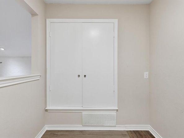 2415  Nebulus Drive , Garland Texas 75044