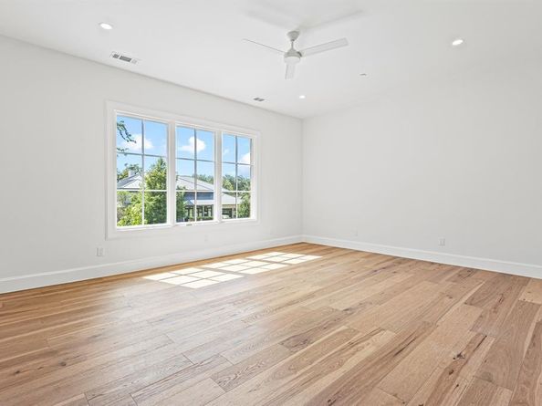 5925  Williamstown Road , Dallas Texas 75230