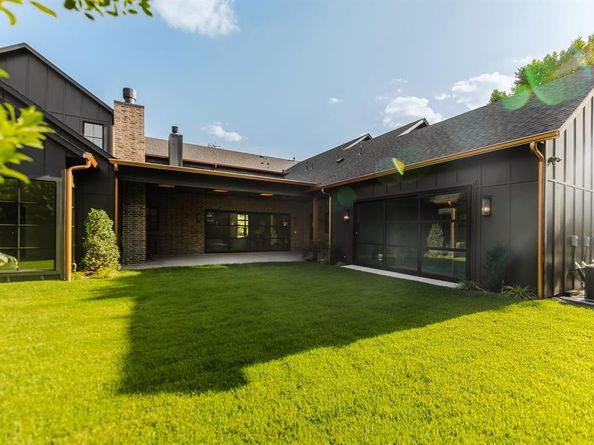 5925  Williamstown Road , Dallas Texas 75230