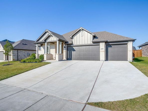 14733  Wagon Train Trail , Fort Worth Texas 76052
