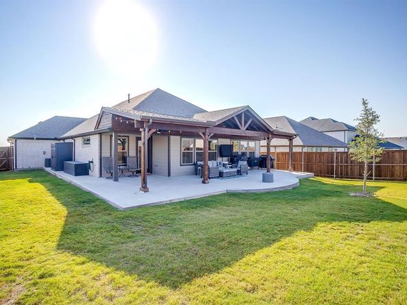 14733  Wagon Train Trail , Fort Worth Texas 76052