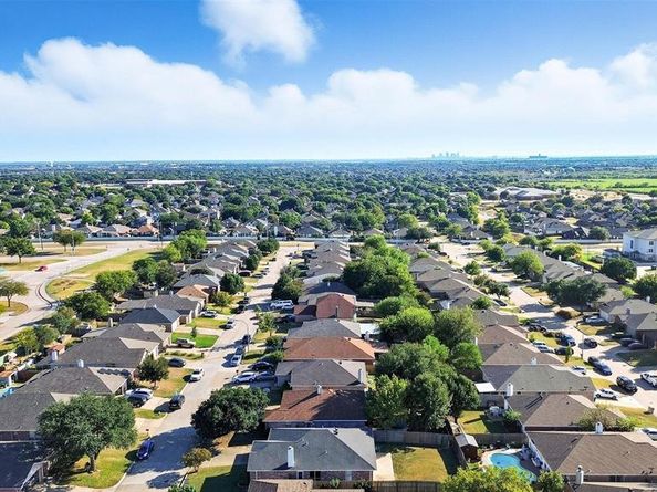 8057  Summer Sun Drive , Fort Worth Texas 76137