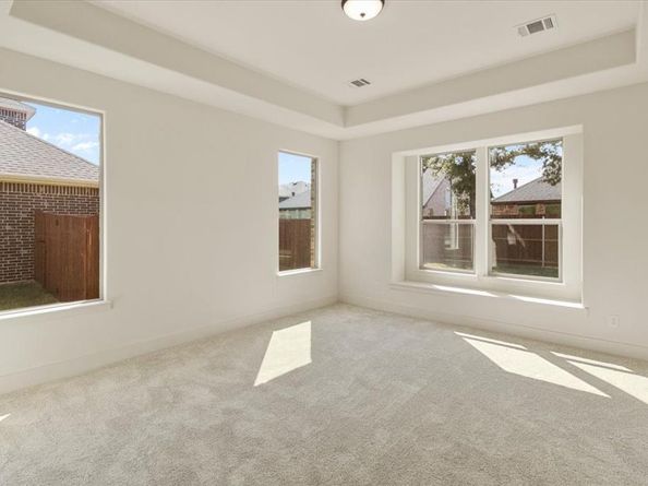 929  Ryed Lane , Fort Worth Texas 76120