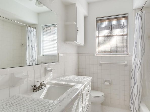 7415-7417  Walling Lane , Dallas Texas 75231