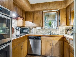 7415-7417  Walling Lane , Dallas Texas 75231