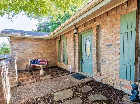 1917  Rock Creek Drive , Grand Prairie Texas 75050