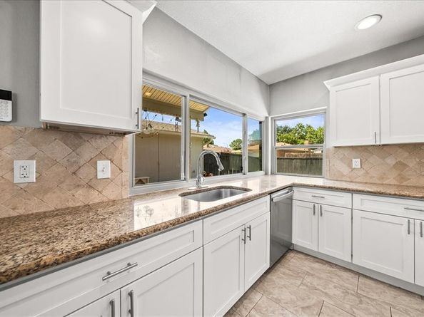 1341  Forestglen Drive , Lewisville Texas 75067