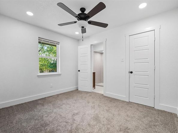 118  Evelyn Street , DeSoto Texas 75115