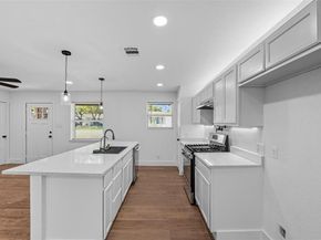 118  Evelyn Street , DeSoto Texas 75115