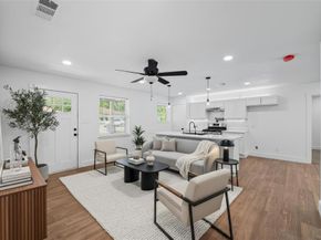 118  Evelyn Street , DeSoto Texas 75115