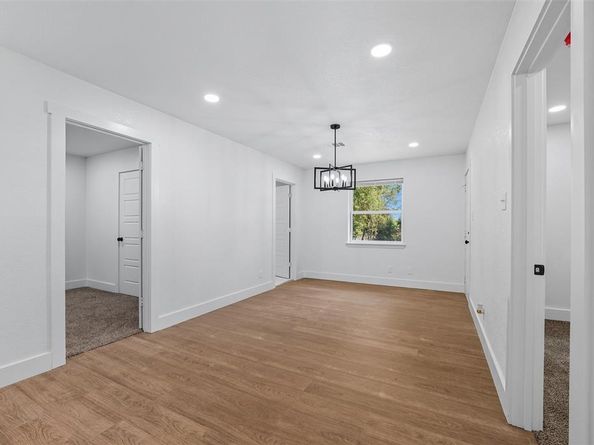 118  Evelyn Street , DeSoto Texas 75115