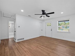 118  Evelyn Street , DeSoto Texas 75115