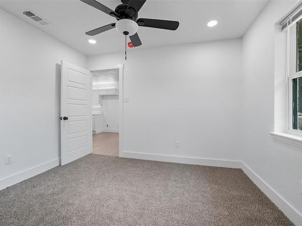 118  Evelyn Street , DeSoto Texas 75115