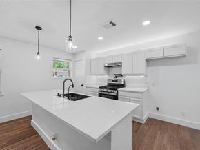 118  Evelyn Street , DeSoto Texas 75115