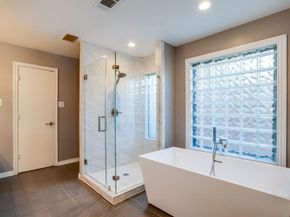 6501  La Manga Drive , Dallas Texas 75248