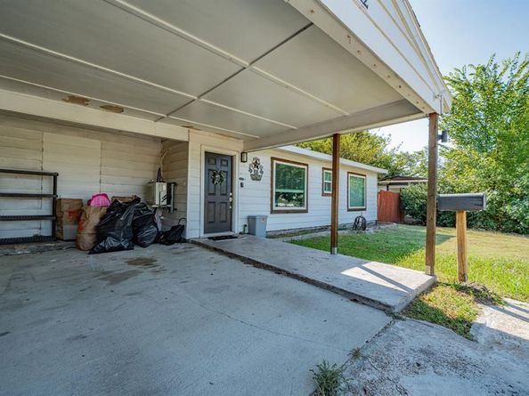 612  Wilkinson Drive , Mesquite Texas 75149