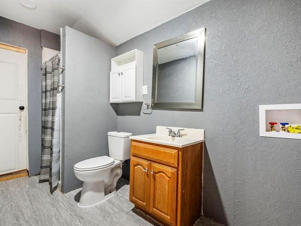 313  Byron Street , Fort Worth Texas 76114