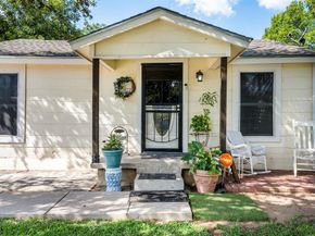313  Byron Street , Fort Worth Texas 76114