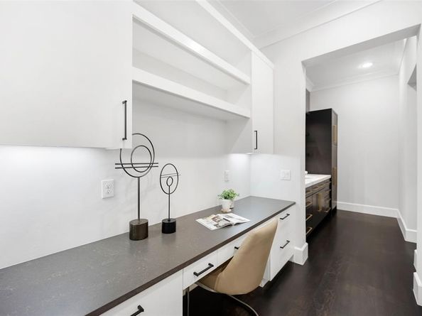 32  Devonstone Place , Dallas Texas 75248