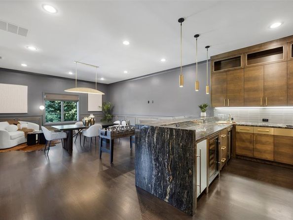 32  Devonstone Place , Dallas Texas 75248