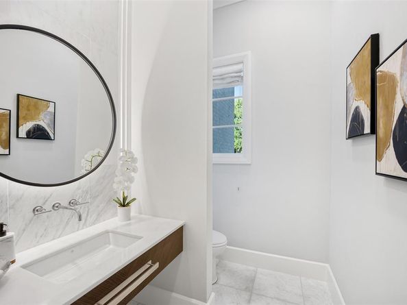 32  Devonstone Place , Dallas Texas 75248