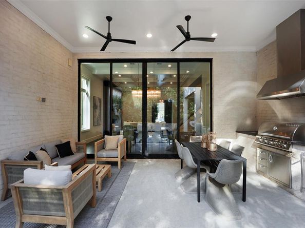 32  Devonstone Place , Dallas Texas 75248