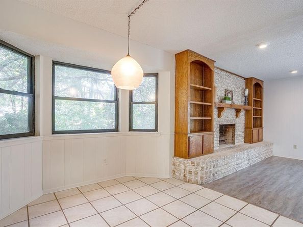 8605  Marys Creek Drive , Benbrook Texas 76116