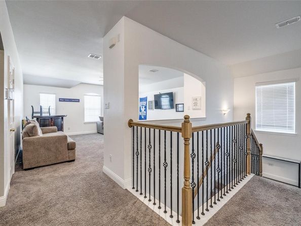 1344  Mountain View Lane , Kennedale Texas 76060