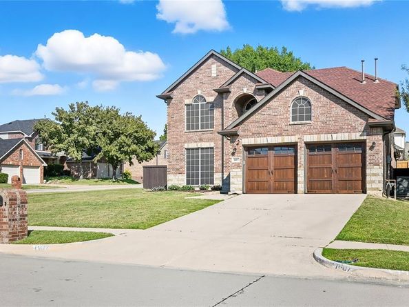 1607  Fairway Vista Drive , Corinth Texas 76210