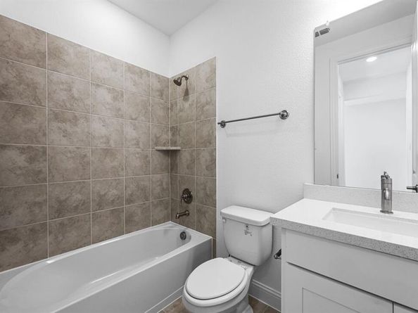 614  Bull Street , Oak Point Texas 75068