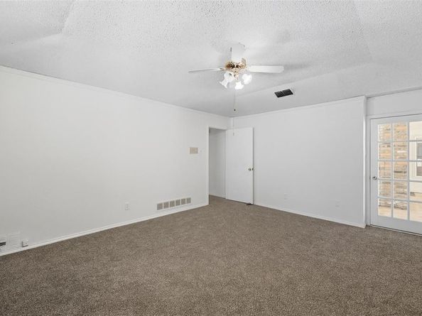 1444  Marlene Place , DeSoto Texas 75115