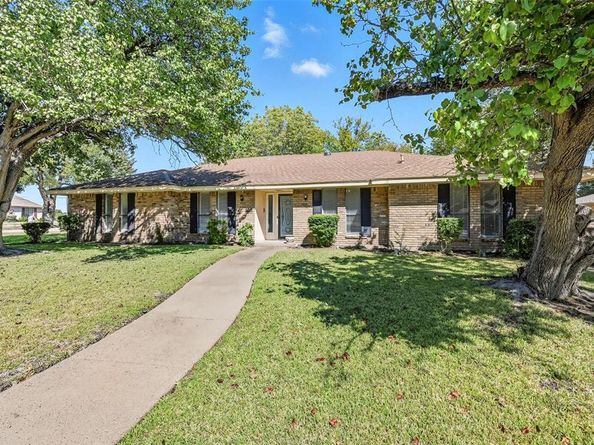 1444  Marlene Place , DeSoto Texas 75115