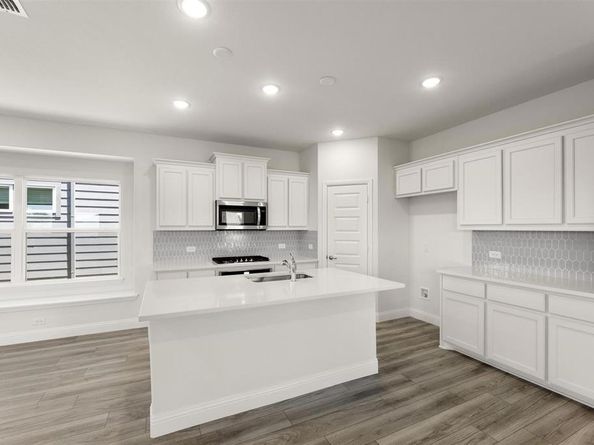 921  Apeldoorn Trail , Little Elm Texas 75068
