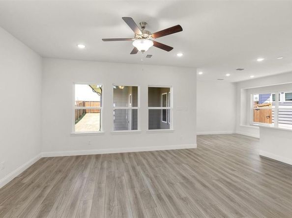 921  Apeldoorn Trail , Little Elm Texas 75068
