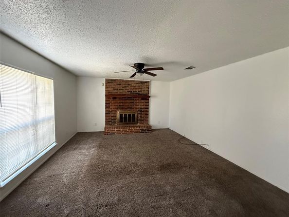 2301  Sweetbriar Court , Mesquite Texas 75150