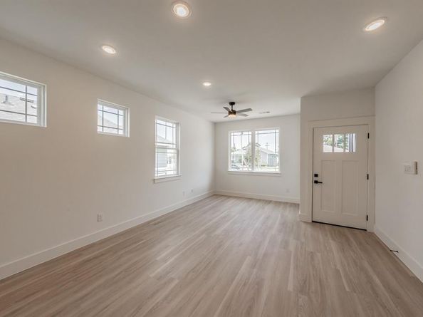 1402  Driess Street , Fort Worth Texas 76104