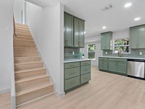 1420  Linwood Lane , Edgecliff Village Texas 76134