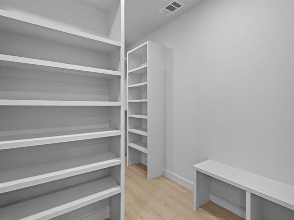 1420  Linwood Lane , Edgecliff Village Texas 76134