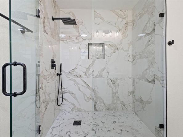 241  Wesley Drive , DeSoto Texas 75115