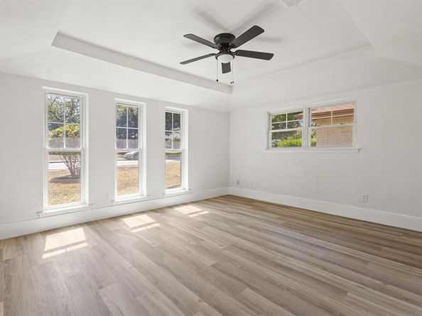 241  Wesley Drive , DeSoto Texas 75115