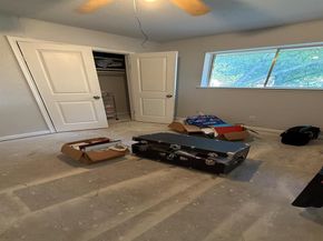 655 W Pentagon Parkway , Dallas Texas 75224