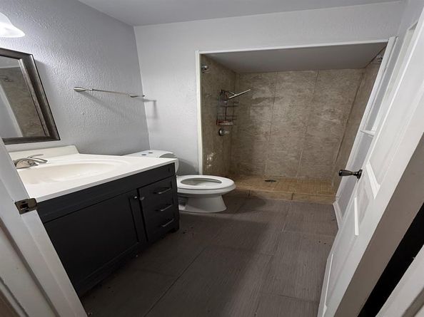 655 W Pentagon Parkway , Dallas Texas 75224