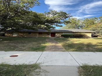 655 W Pentagon Parkway 