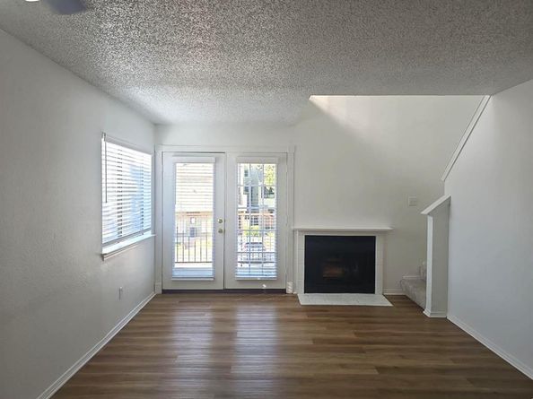 3117  Sondra Drive  208, Fort Worth Texas 76107