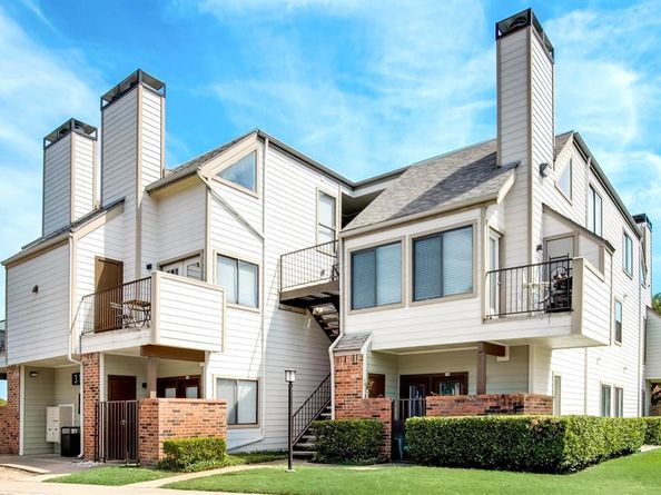 3117  Sondra Drive  208, Fort Worth Texas 76107