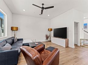 5016  Bryan Street  101, Dallas Texas 75206